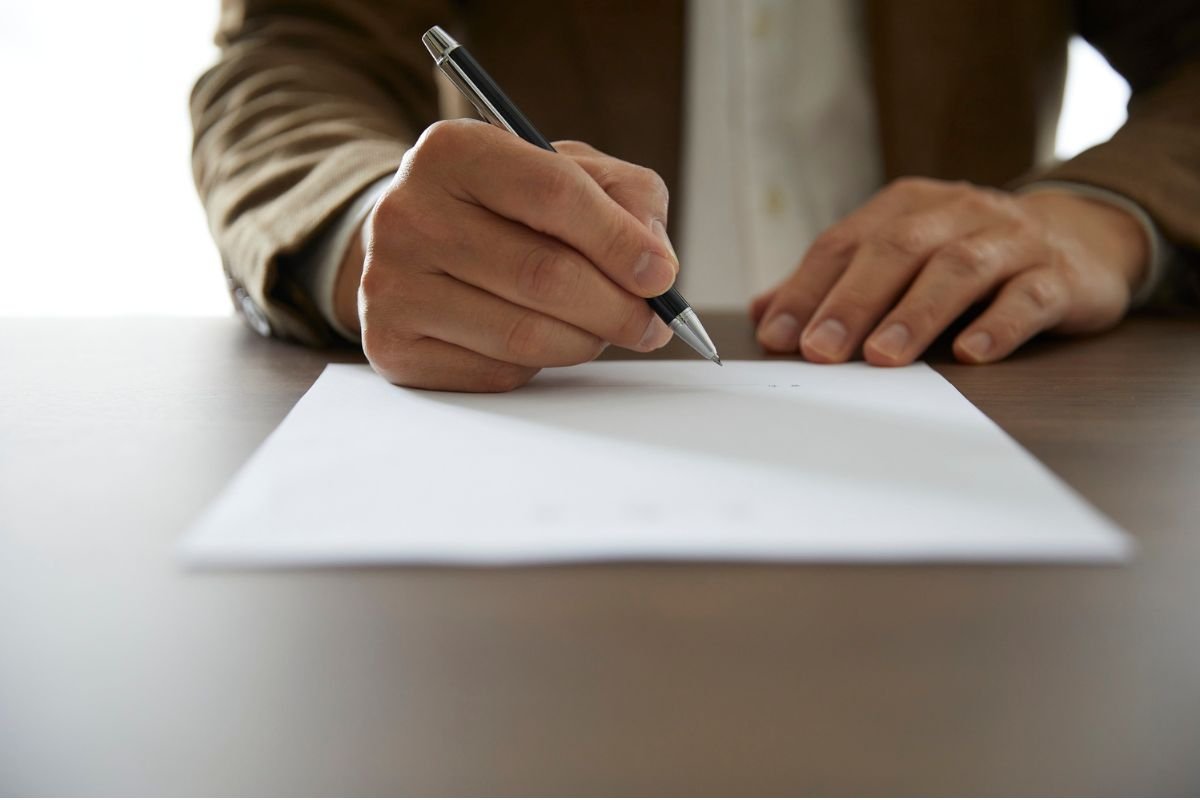 Vérifier le contrat d'emplacement avant d'acheter